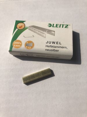 Heftklammern "Juwel" ROSTFREI Neusilber für Wäschereien (à 2.000 Stk) Heftklammern "Juwel" ROSTFREI Neusilber für Wäschereien (à 2.000 Stk)